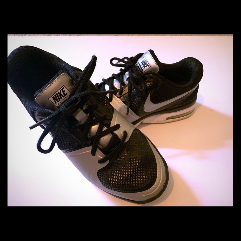 NIKE extreme volley